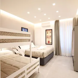 Unique Luxury Rom
